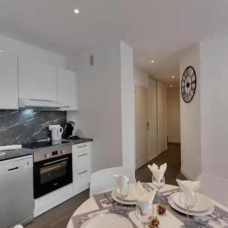 Le Chevene - 2 Or 4 Person Apartment With Balcony In Annecy Centre Exterior photo